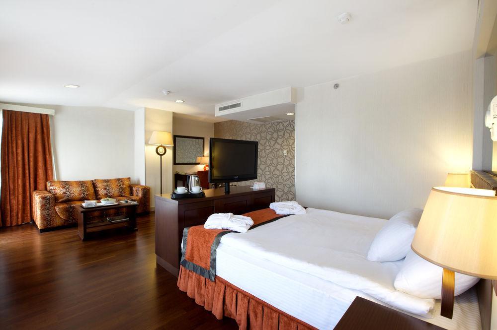 Niza Park 4*